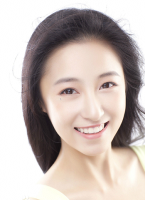 艾佳妮