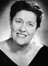Peggy Mount