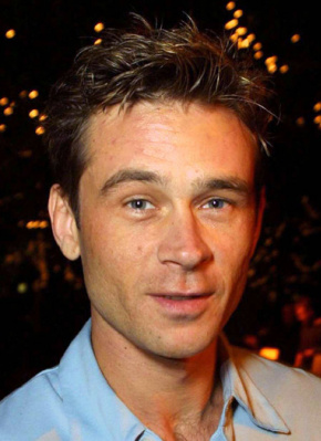 康纳·特里内尔