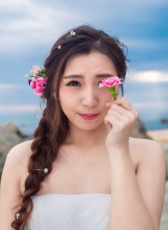 何佳