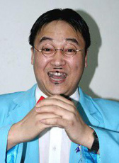 张小伟