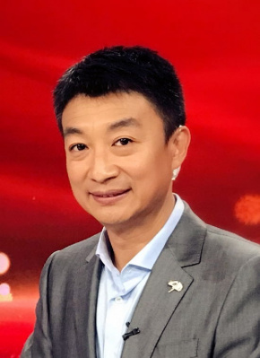 董超