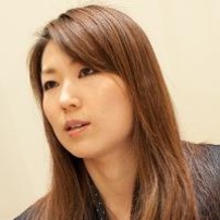 石塚敦子
