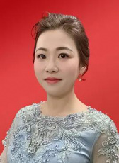 范依玲