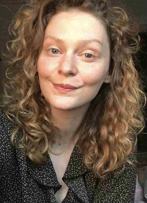 娜娜·斯卡劳浦·沃斯