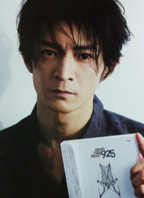 津田健次郎