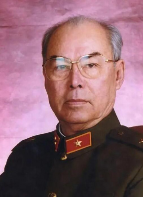 张维佳