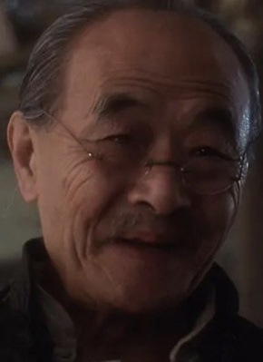 黃斐