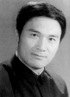 罗鹤龄