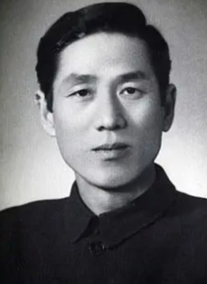 邵华