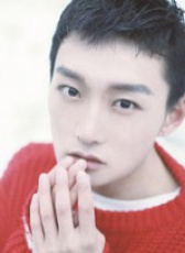 李卓揚