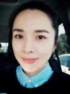 李佳