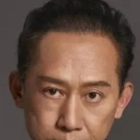 于诚群