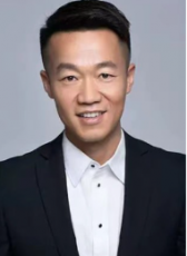 王飞