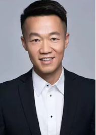 王飞