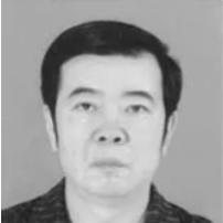 周梅森