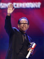 维他亚·潘斯林加姆