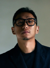 查暮春