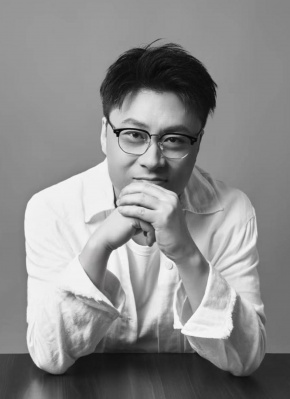 黃鶴宇