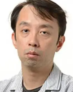 雫井脩介