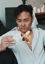 刘君