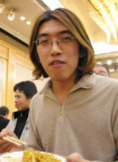 荒木哲郎