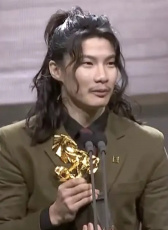 黄泰维