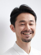 足立智充