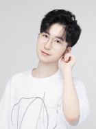 李昕