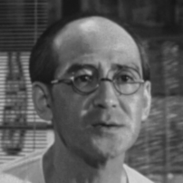 十朱久雄