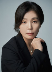 车美京
