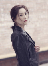 王奕彤