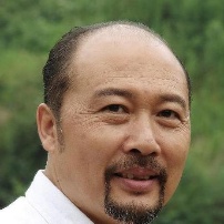 张立君