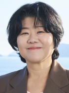 李?yuàn)捽?>
                            </a>
                            <div   id=