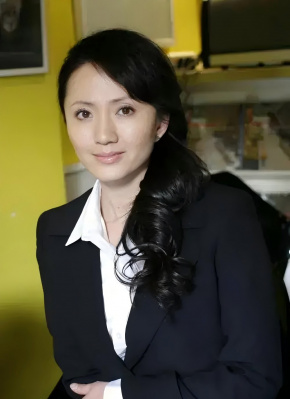 陆玲