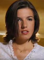 露西娅·莫尼斯