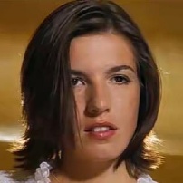 露西娅·莫尼斯