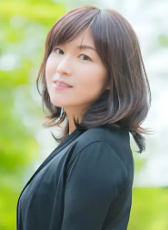 柚月裕子