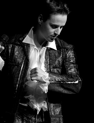 赵薇与徐娇同演花木兰 俄罗斯著名歌手VITAS