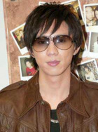 藍(lán)奕邦