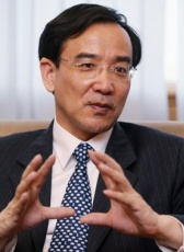 任仲伦