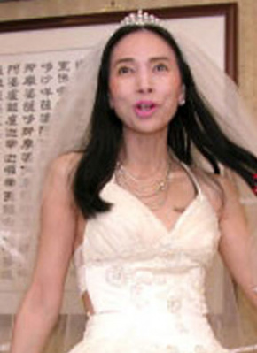 許純美