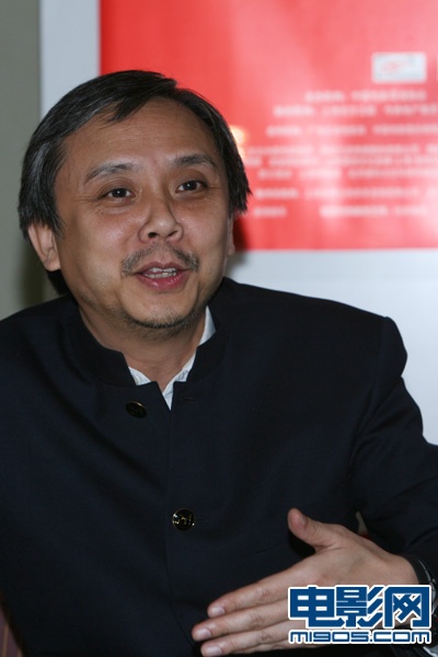 陈嘉上赞内地导演不向商业低头 斥电影制作费