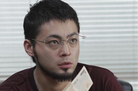 《暗金丑岛君》拍电影版 山田孝之扮冷血讨债人