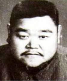 殷秀岑