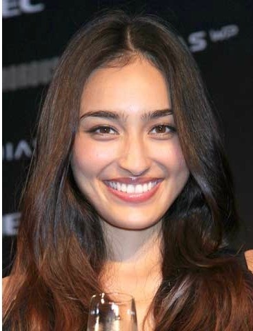 混血名模长谷川润怀孕5个月 结婚一年造人成功