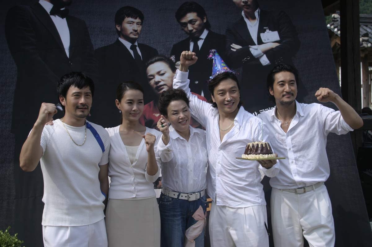 家族荣誉里的老虎纹身内容图片分享