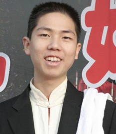 佟磊