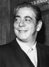 罗伯特·斯特劳斯