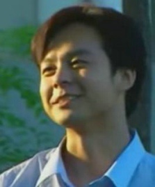 罗葳